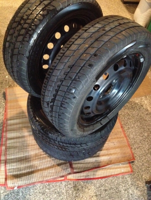 ยางพร้อมกระทะ 185/60 R15