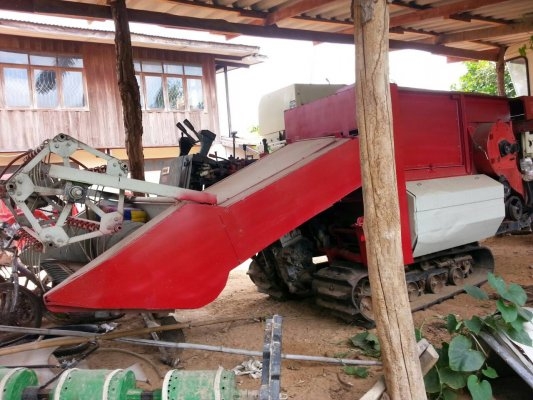 ขายรถเกี่ยวข้าวเล็กYANMAR รองกระสอบ หน้ากว้าง1.50เมตร เครื่องYAN่MAR 25แรง เครื่องดี ช่วงล่างดี เลี้ยวซ้าย ขวา เดินหน้า ถอยหลังได้สบาย สนใจโทร090-8588220คุณนะ ID:narong498 หรือ www.truck.in.th/498