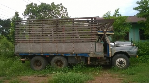 ขาย 10 ล้อหัวยาว 2 เพลาช่วงล่างใหญ่ HINO มีระบบ DL เครื่อง 6BD1 165 แรงม้า มีปั้มลม เกียร์ HO สโลว์กลาง คานหน้าใหญ่ พาวเวอร์ ยางเต็ม ทะเบียนเต็มพร้อมโอน ราคาต่อรองได้ครับ