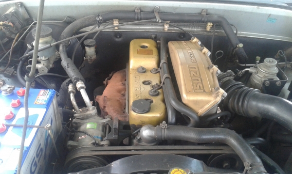 ขายด่วน! ISUZU รถบ้านเจ้าของขายเอง 199,000 บาท ขายด่วน! ISUZU รถบ้านเจ้าของขายเอง 199,000 บาท