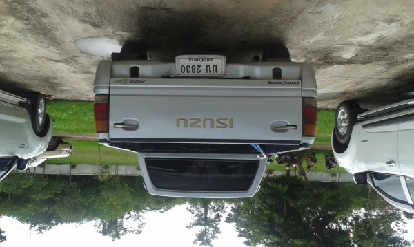 ขายด่วน! ISUZU รถบ้านเจ้าของขายเอง 199,000 บาท ขายด่วน! ISUZU รถบ้านเจ้าของขายเอง 199,000 บาท