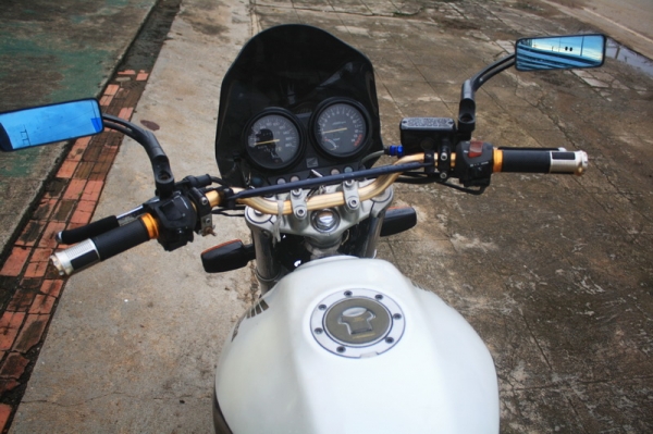 __CB400 ปี96 สีขาว เสียสรรพสามิตแล้ว $ 58,000__