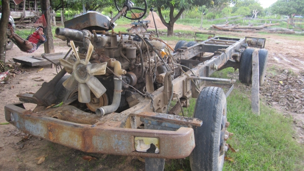 คัซซี ช่วงล่าง เครื่องEC 100  เกียร์เดิม ของฮีโน่ KL ไม่มีทะเบียน