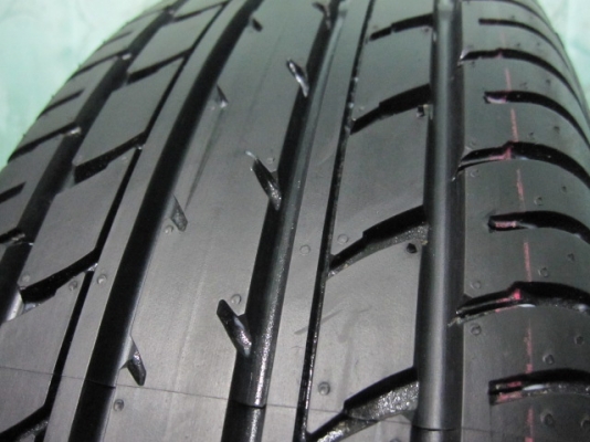 ขายยางติดรถป้ายแดง Toyota Vios ขนาด 185 60R 15 ขอบ 15 ยางปี 14