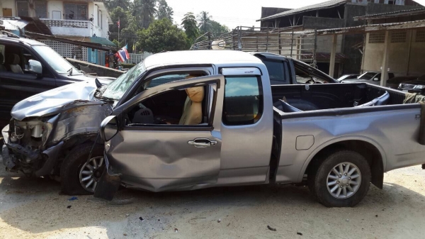 ขายซากรถกระบะแค๊บราคาถูก