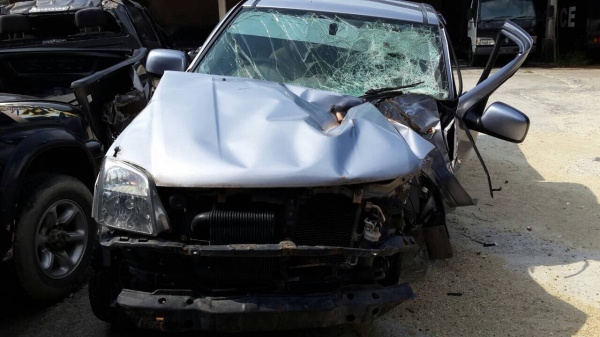 ขายซากรถกระบะแค๊บราคาถูก