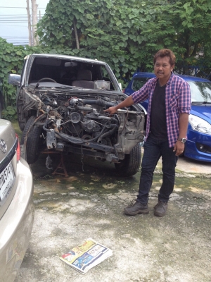 ขายซากรถกระบะแค็บนิสสันฟรอต์เทียร์ตามสถาพราคาถูก