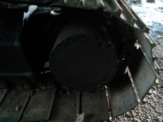 **1,450,000 บ.ต่อรอง**ขาย แพ็คคู่ แบคโฮ+เทเลอร์ พร้อมทำเงิน แบคโฮ KOBELCO MARK5 SK200 ไฟฟ้าครบ เครื่องเดิมปั้มเดิม  เครื่องแรง ปั้มดี ทำงานดีเร็ว ไม่โหลด บูมอาร์มสวย บุ้งกี๋ดี เอวแน่น ไม่แตกไม่ร้าว ช่วงล่าง80-90\% โซ่หนา แทร็กหนาสวย ครบ เฟรมหนาไม่ผุ โรลเลอ