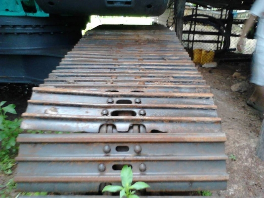 **1,450,000 บ.ต่อรอง**ขาย แพ็คคู่ แบคโฮ+เทเลอร์ พร้อมทำเงิน แบคโฮ KOBELCO MARK5 SK200 ไฟฟ้าครบ เครื่องเดิมปั้มเดิม  เครื่องแรง ปั้มดี ทำงานดีเร็ว ไม่โหลด บูมอาร์มสวย บุ้งกี๋ดี เอวแน่น ไม่แตกไม่ร้าว ช่วงล่าง80-90\% โซ่หนา แทร็กหนาสวย ครบ เฟรมหนาไม่ผุ โรลเลอ