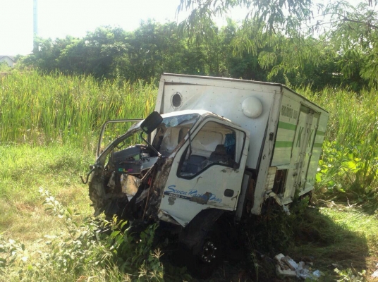 รับซื้อซากรถยนต์ทุกรุ่น