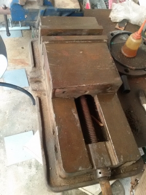 ขาย ปากกาจับงาน ตัวใหญ่ครับ ลดเหลือ 4,000