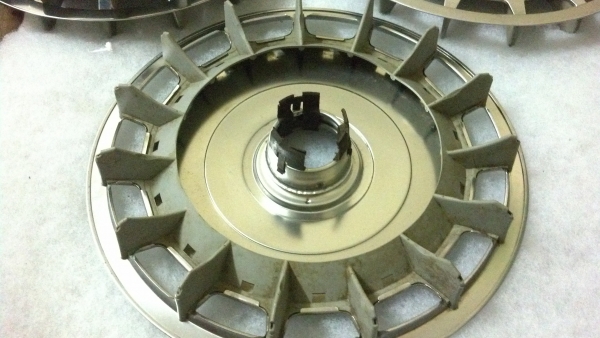 ขออนุญาติ ครับ ฝาครอบล้อ ขอบ 14 สวยๆ