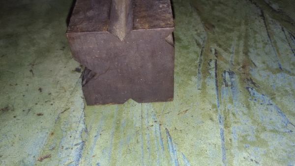 แม่พิมพ์ร่องวี ใช้ในงานพับ ยาว2เมตร