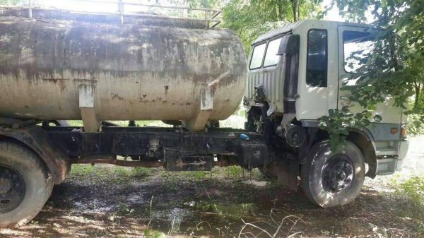 ขายด่วนครับ HINO 3M รถบรรทุกน้ำ รถเดิมๆครับ รถใช้งานอยู่ มารอขึ้นเหนือ กันบางครับ อากาศดี