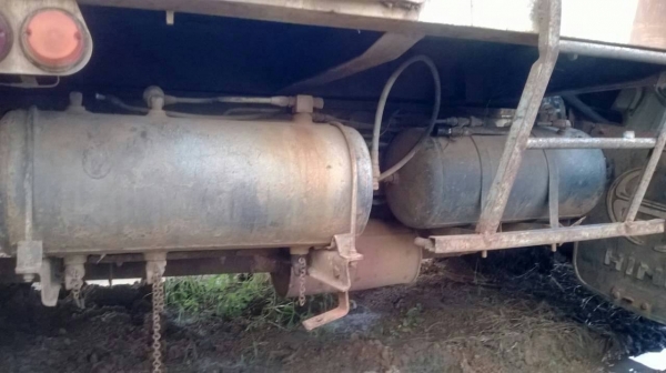 ขายเทเลอร์ HINO KT725  2 เพลา ตามสภาพ ราคาต่อรองได้ ติดต่อได้ที่คุณ อ๊อฟ พิจิตร 086-737-9991