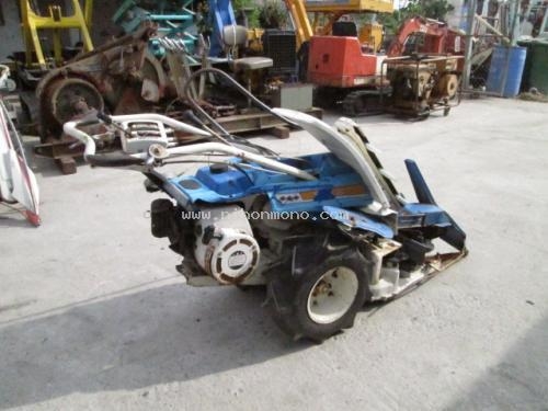 รถเกี่ยวข้าวเดินตาม!!!   ISEKI     RX310   รหัสสินค้า : 14001753   หรือเพิ่มเติมไดที่ www.nihonmono.com