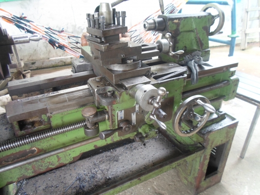 แท่นกลึง 5 ฟุต 2 เพลา เกียร์บล็อก คอม้าถอดได้ รูเพลา 1.5 นิ้ว พร้อมใช้งาน 58,000 แท่นกลึง 5 ฟุต 2 เพลา เกียร์บล็อก คอม้าถอดได้ รูเพลา 1.5 นิ้ว พร้อมใช้งาน 58,000