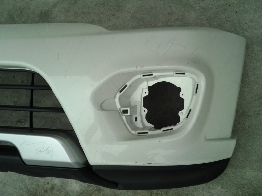 ขายกันชนหน้า PAJARO SPORT ปี2014 สภาพสวย ขายกันชนหน้า PAJARO SPORT ปี2014 สภาพสวย