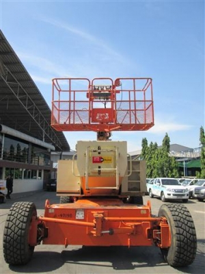 บริการให้เช่ารถกระเช้า JLG รายวัน รายสัปดาห์ รายเดือน ราคาถูก  รุ่น 150HX (สูง 46 เมตร)