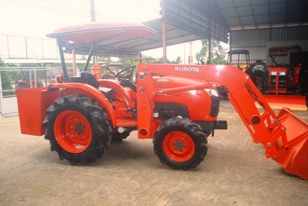 ขายรถไถ Kubota L 3608 (4WD) พร้อมชุดบุ้งกี๋ตรงรุ่นเลยครับ ใหม่สุดๆ