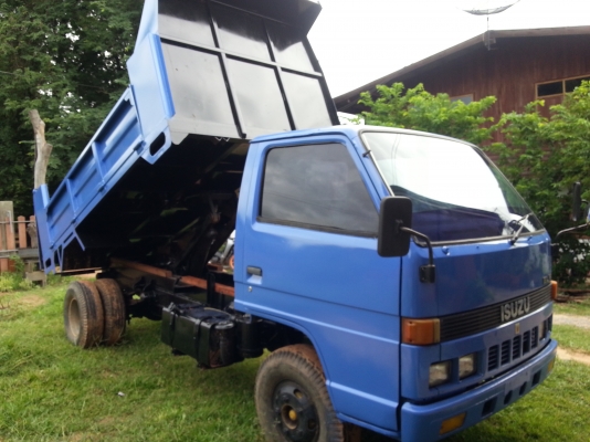 ขายรถบรรทุก 6 ล้อดั๊ม ISUZU 110 แรงม้าต่อดั๊มใหม่จะเอาช่วงล่าง F ทั้งหน้าและหลังก็จะเปลี่ยนให้ ขายรถบรรทุก 6 ล้อดั๊ม ISUZU 110 แรงม้าต่อดั๊มใหม่จะเอาช่วงล่าง F ทั้งหน้าและหลังก็จะเปลี่ยนให้