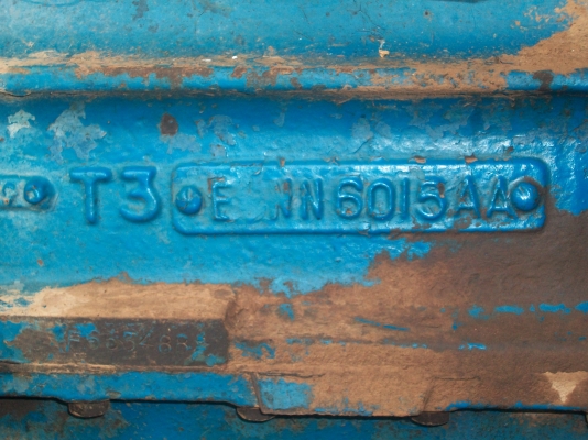 ขายฟอร์ด 6600 t 3 เสื้อเรียบ ตัวเต็ม