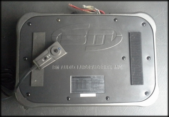 Sub Box Boschmann BM พร้อมรีโมท มือสองญี่ปุ่น Sub Box Boschmann BM พร้อมรีโมท มือสองญี่ปุ่น