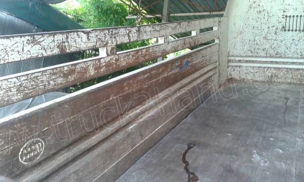 รถบรรทุก 6 ล้อดัํมพ์ HINO รุ่น XZU650R รถบรรทุก 6 ล้อดัํมพ์ HINO รุ่น XZU650R