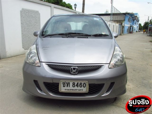 JAZZ ปี 07 ติด LPG ออกรถ 9000 บาท