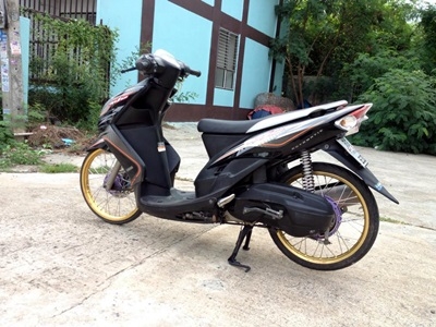 MIo115 สองตา รถปี 2011