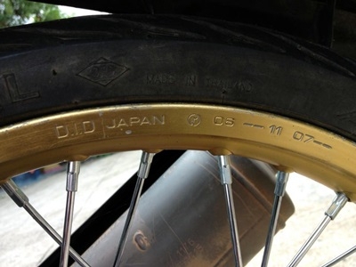 MIo115 สองตา รถปี 2011