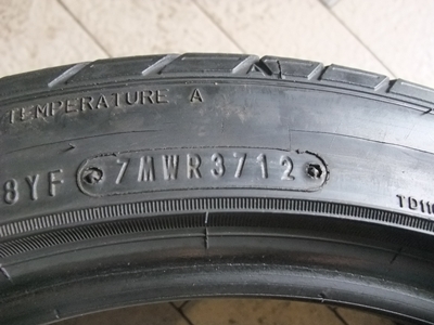 ยาง Dunlop 195/45/16 ปี 12 ยาง Dunlop 195/45/16 ปี 12