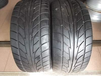 ยาง Nitto NT555 245/40/18 ปี 10,11 อย่างละเส้น
