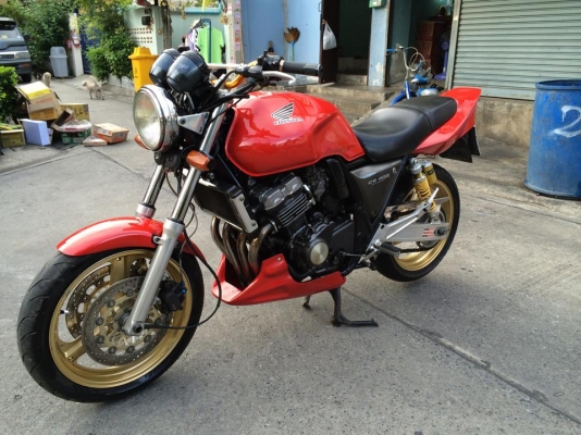 CB 400 ปี93 ทะเบียน 75000 บาท / รับซื้อ - ขาย - แลกเปลี่ยน คับ