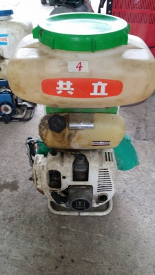 เครื่องฉีดพ่นยา เก่าญี่ปุ่น แบบกระเป๋าสะพาย เครื่องยนต์เบนซิน หลายขนาด สภาพดี พร้อมใช้งาน