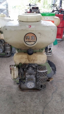 เครื่องฉีดพ่นยา เก่าญี่ปุ่น แบบกระเป๋าสะพาย เครื่องยนต์เบนซิน หลายขนาด สภาพดี พร้อมใช้งาน