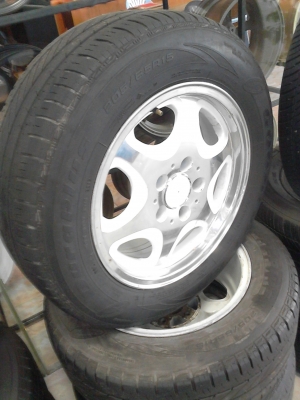 แม๊ก 5 รู ขอบ 15 แม๊ก BENZ ชุด 4 ล้อ TEL.081-427-3941 แม๊ก 5 รู ขอบ 15 แม๊ก BENZ ชุด 4 ล้อ TEL.081-427-3941