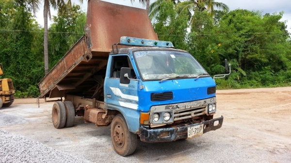 ขาย CHEETAH วางหัว isuzu ks เครือง 100 แรง ดั้ม 5 คิว