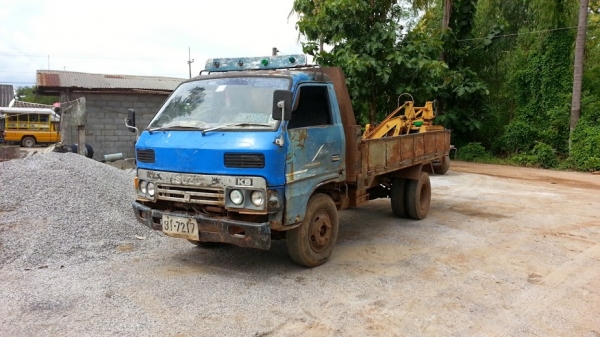 ขาย CHEETAH วางหัว isuzu ks เครือง 100 แรง ดั้ม 5 คิว ขาย CHEETAH วางหัว isuzu ks เครือง 100 แรง ดั้ม 5 คิว