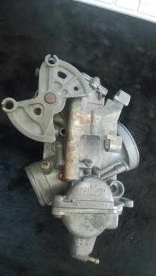 ขายคาร์บูnsr250 แท้ติดรถพร้อมใส่