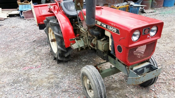 รถไถพรวนดินนั่งขับ YANMAR 13 แรง เก่าญี่ปุ่น สภาพพร้อมใช้งาน เครื่องยนต์แรงและติดง่าย คุณภาพดี รถไถพรวนดินนั่งขับ YANMAR 13 แรง เก่าญี่ปุ่น สภาพพร้อมใช้งาน เครื่องยนต์แรงและติดง่าย คุณภาพดี