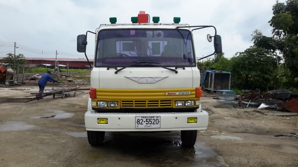 ขายรถหกล้อติดเครน 3ตัน