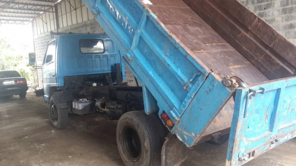 หกล้อดั้ม isuzu  NPR เครื่อง 4BB เครื่องดีคันชีสวย สภาพพร้อมใช้งาน ไม่มีทะเบียน