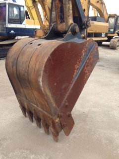 ขายรถขุดล้อยาง KOMATSU รุ่น 200