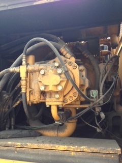 ขายรถขุดล้อยาง KOMATSU รุ่น 200