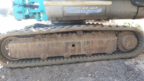 ขายรถขุดแบ็คโฮ. KOBELCO. sk030  ( มี VDO การทำงานของระบบ ให้ชม )รถเก่านอก สภาพพร้อมใช้ มีเอกสารแจ้งจำหน่าย