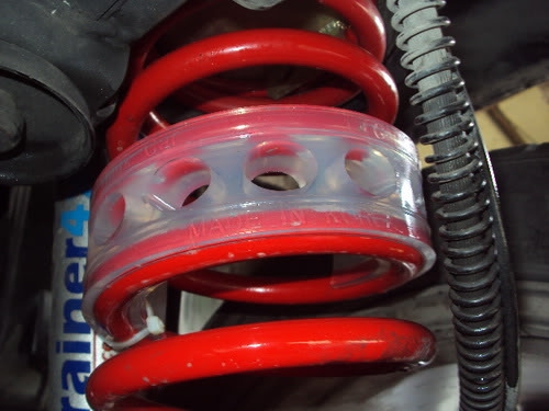 ขายยางยูริเทนรองสปริงคุณภาพสูง มือสองสภาพดี