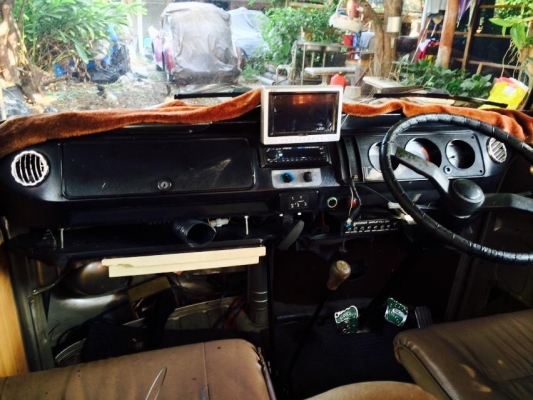 74 โฟล์คตู้ไฟบน เครื่องเกียร์ 2000 เพิ่มรูปใหม่แล้ว