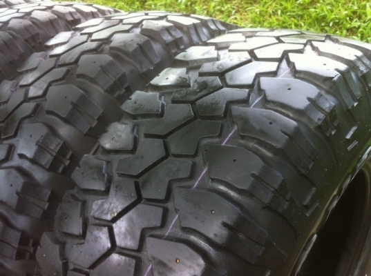 ขายยาง mud maxxis bighorn 245-75-16