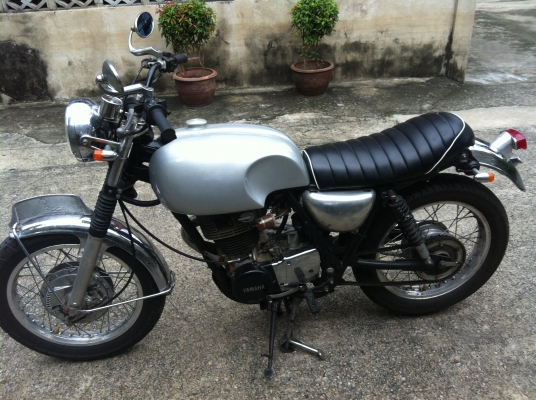ขาย yamaha sr 400 ขาย yamaha sr 400